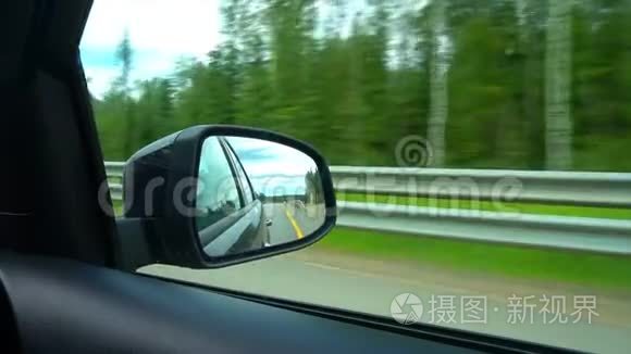 在俄罗斯高速公路上行驶视频