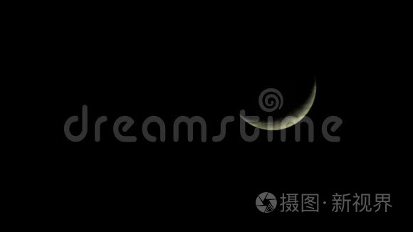 斋月与夜空的云视频