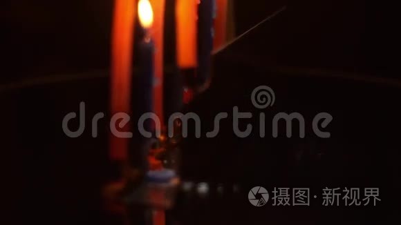 光明节蜡烛与节日视频