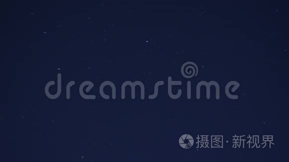 星空被云层覆盖视频