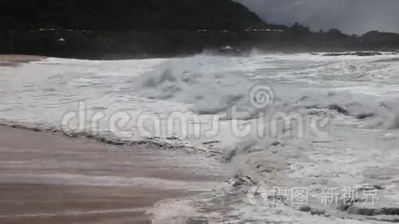 威美亚湾的巨浪视频