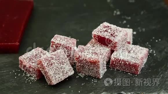 加糖的自制深红果酱集团视频