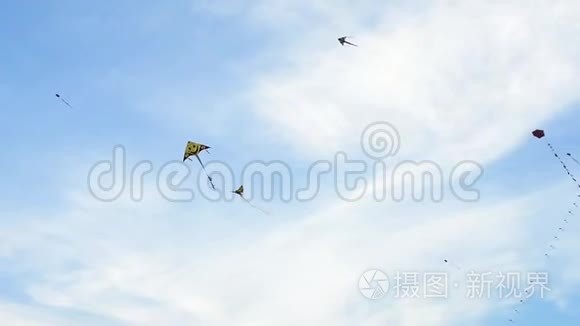 希腊节日期间在天空放风筝视频