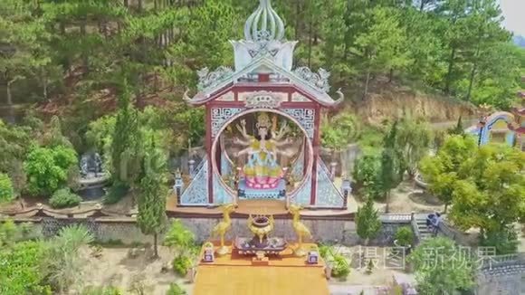 天桥移除佛教圣像与景观视频