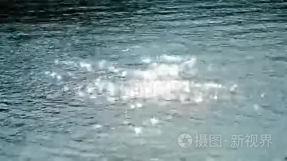乌鲁盖河的星光视频