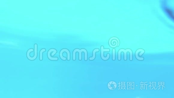 美丽的海底沙滩景观和水面涟漪视频