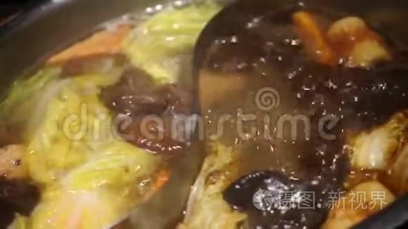 涮羊肉日式料理视频