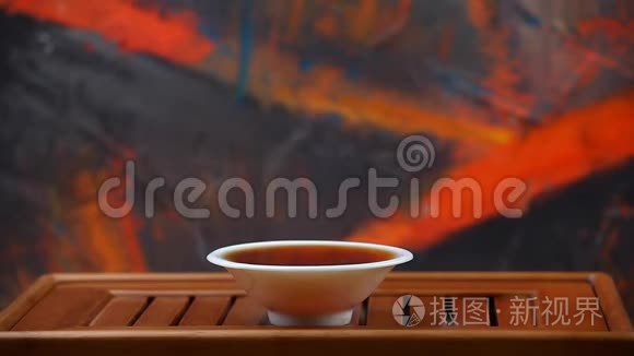 中国红茶杯竹桌高清镜头视频