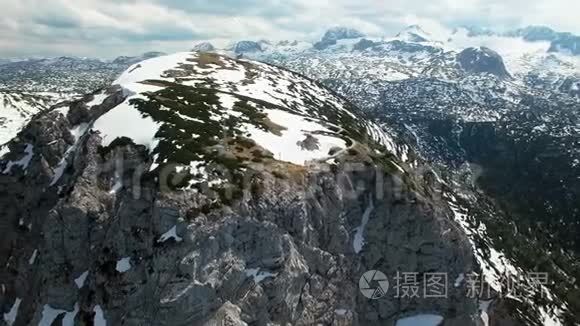 奥贝特拉恩，奥地利山区5号芬格尔观测甲板的空中全景。