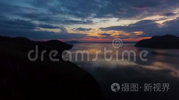 喀喀西亚日落时叶尼塞河的鸟瞰图。 俄罗斯