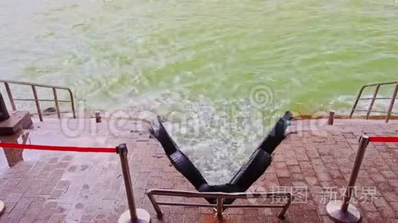 青龙海现代码头的特写波折视频