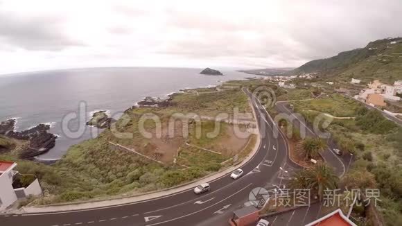 加拿大特内里费海岸附近高速公路的空中摄影