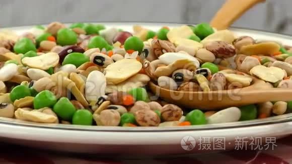 美味的混合豆类食品视频