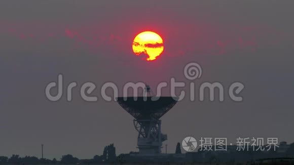 外层空间无线电通信系统视频