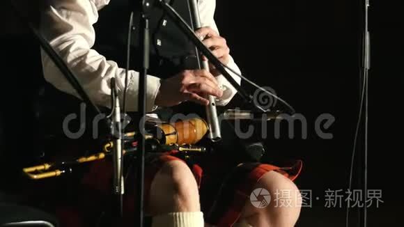 古典美女吹笛视频素材模板大全 新视界古典美女吹笛实拍视频素材库