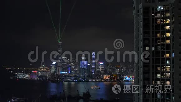 晚上香港的灯光秀视频