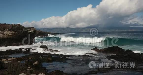 在铁木海滩挥手视频