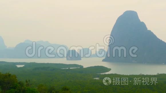 雾霭中的神秘山景视频