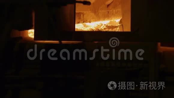 玻璃熔炼炉内景视频