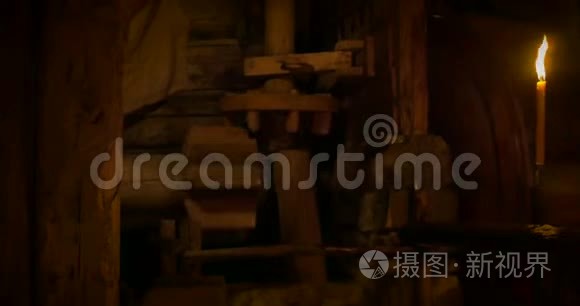 古代木磨机械视频