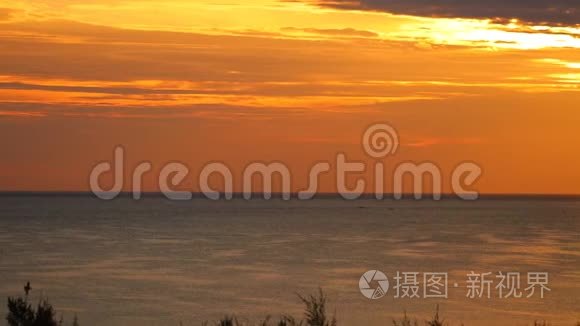 橙色热带日出南海越南高清