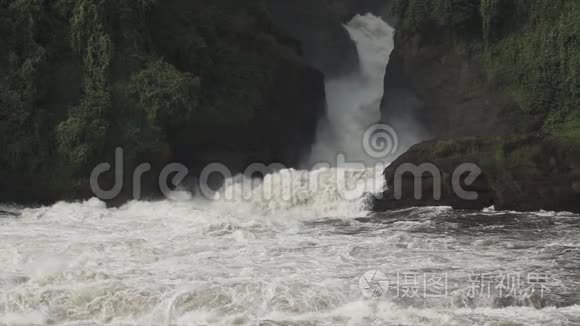 默奇森瀑布的速度非常慢视频