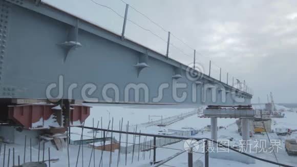 北极景观桥梁建设景观视频