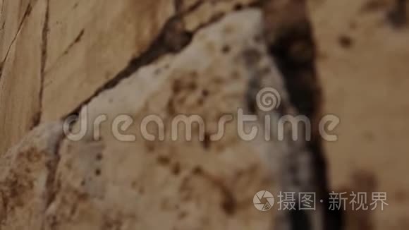 罗马尼亚古代秘密通道的墙视频
