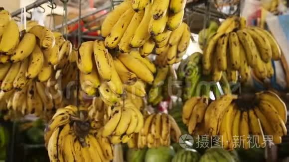 水果市场的香蕉视频