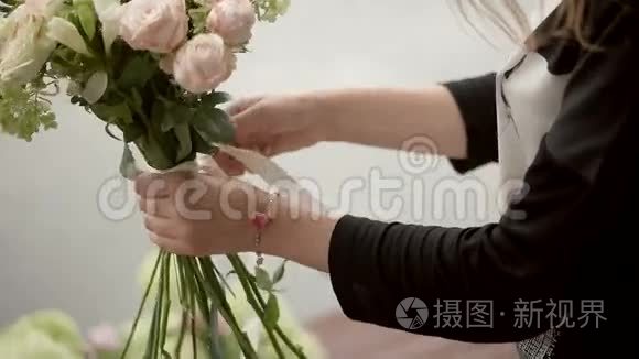 做漂亮的婚礼花束视频