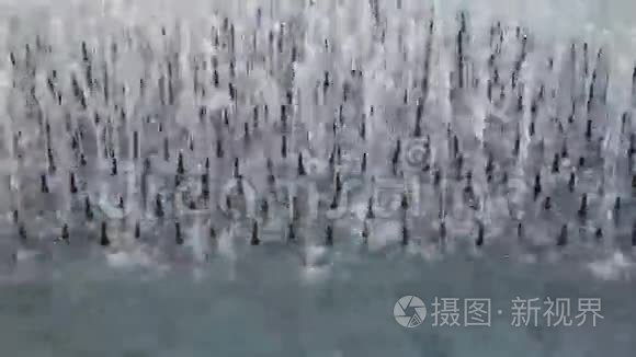 喷泉带流水.