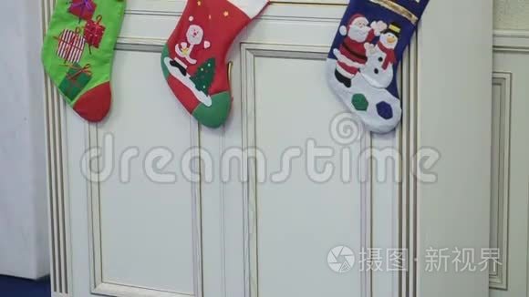多色袜子圣诞礼物视频