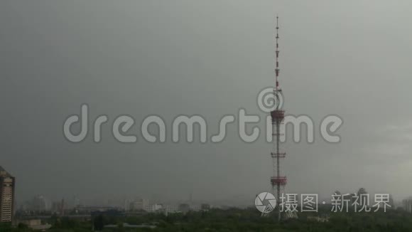 城市景观时间从白天到夜晚