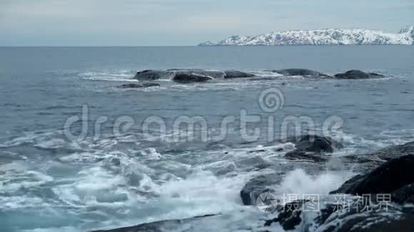 桑坦德海岸坎特布里洋大浪视频