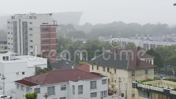 城市里的雨