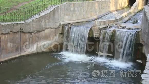 河道水流强劲视频