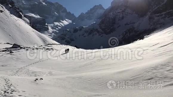 登山者徒步旅行视频