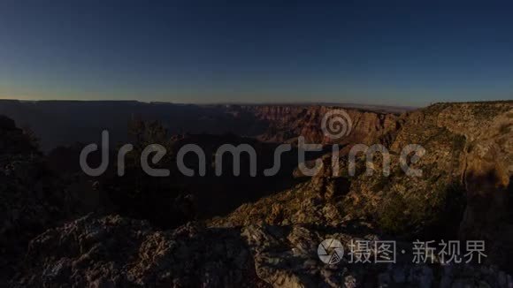 在大峡谷的多利落日灯光视频