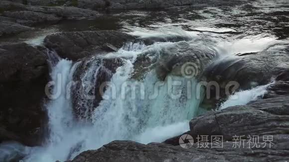 挪威Manafossen瀑布视频..