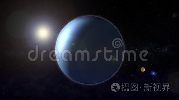 海王星在太空中旋转