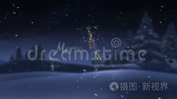 在雪地里散发着金色的圣诞信息