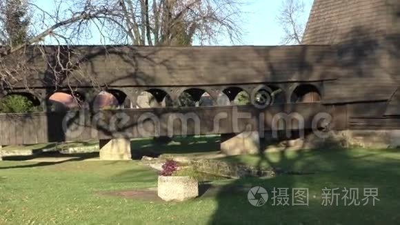 捷克共和国的旧木桥视频
