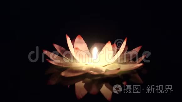 水上灯笼节..