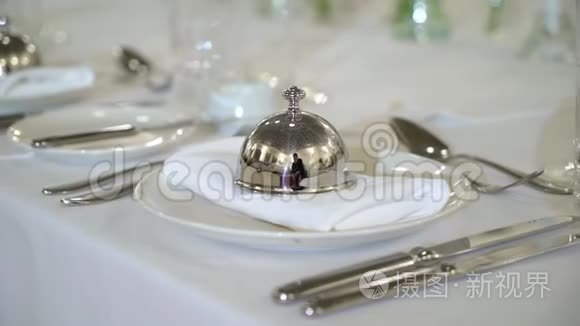 宴会或婚礼庆典上装饰的桌子视频
