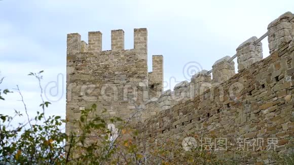 古中世纪堡垒的遗址..