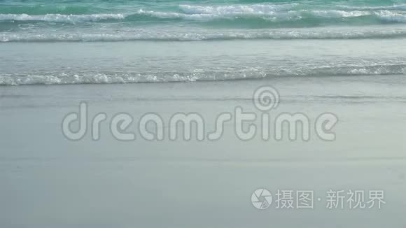 泰国海滩的海浪