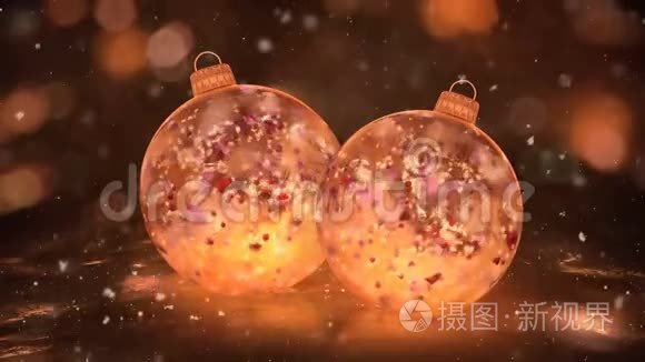 两个圣诞金冰玻璃包布雪彩花瓣背景环