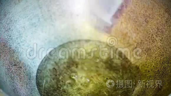 大锅酱炒茄子视频