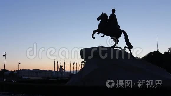青铜骑士纪念碑的轮廓视频
