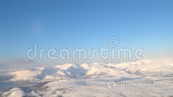 鸟瞰挪威北部雪山视频